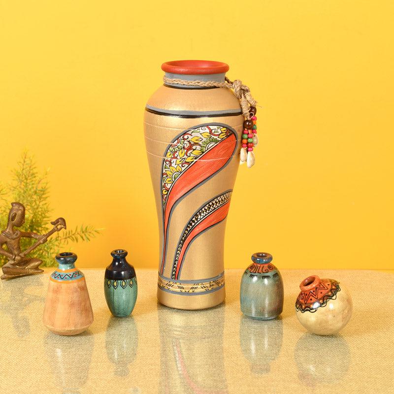 Buy Kaishori Handcrafted Vase - Set of Five Vase from Vaaree