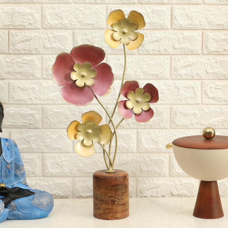 Buy Faulkner Flora Showpiece Showpiece from Vaaree