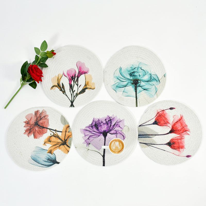 Buy Phiox Round Placemat - Set Of Six Table Mat from Vaaree