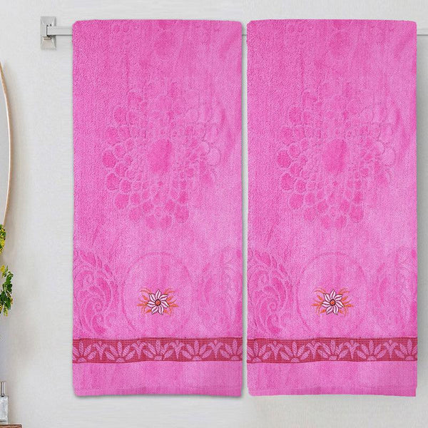 Buy Reto Flora Bath Towel (Pink) - Set Of Two Bath Towels from Vaaree