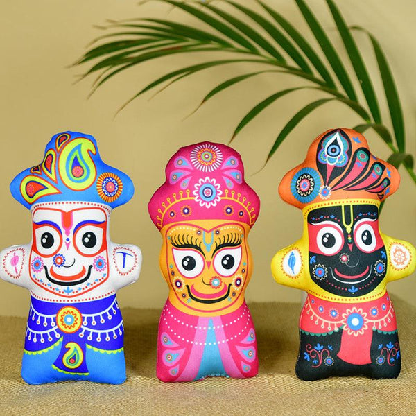 Buy Jagannath Trio Showpiece Showpieces from Vaaree