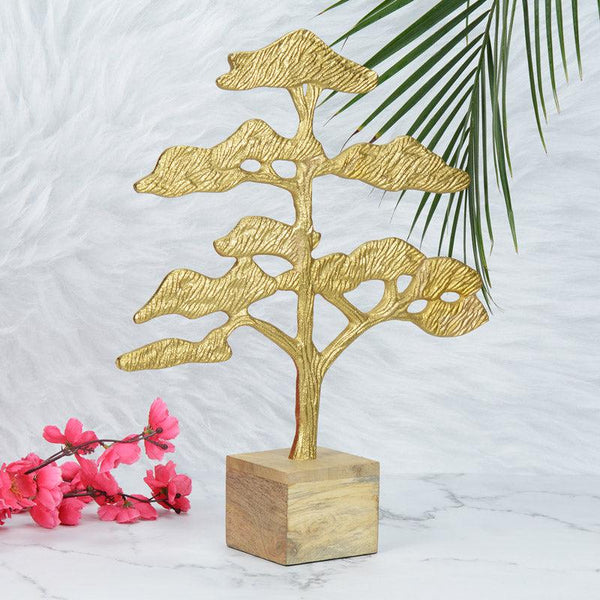 Glamo Tribal Tree Showpiece - Gold