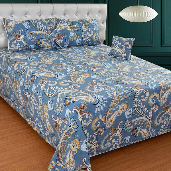 Buy Navera Pompom Laced Bedding Set - Five Piece set Bedding Set from Vaaree