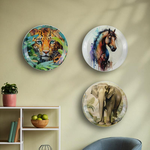 Buy Untamed Wild Wall Plate - Set Of Three Wall Plates from Vaaree