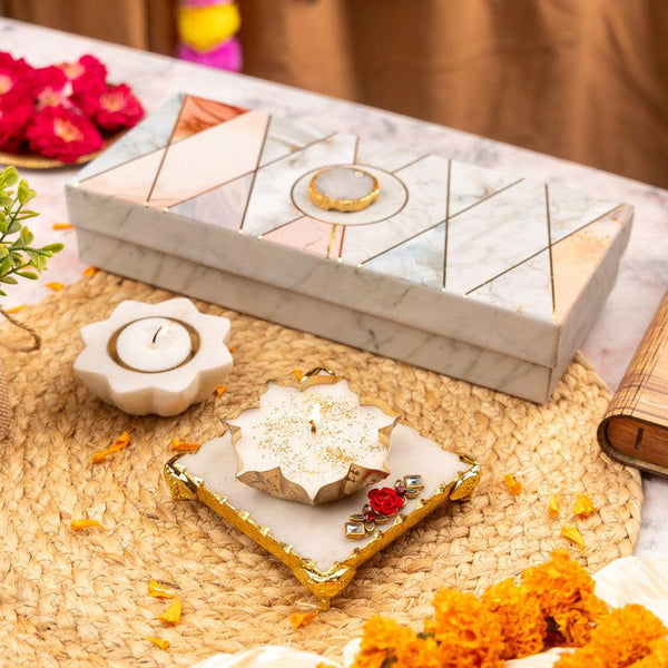 Buy Athviya Marble Gift Box - White Gift Box from Vaaree