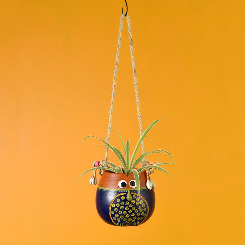 Buy Laasya Hanging Planter Pots & Planters from Vaaree