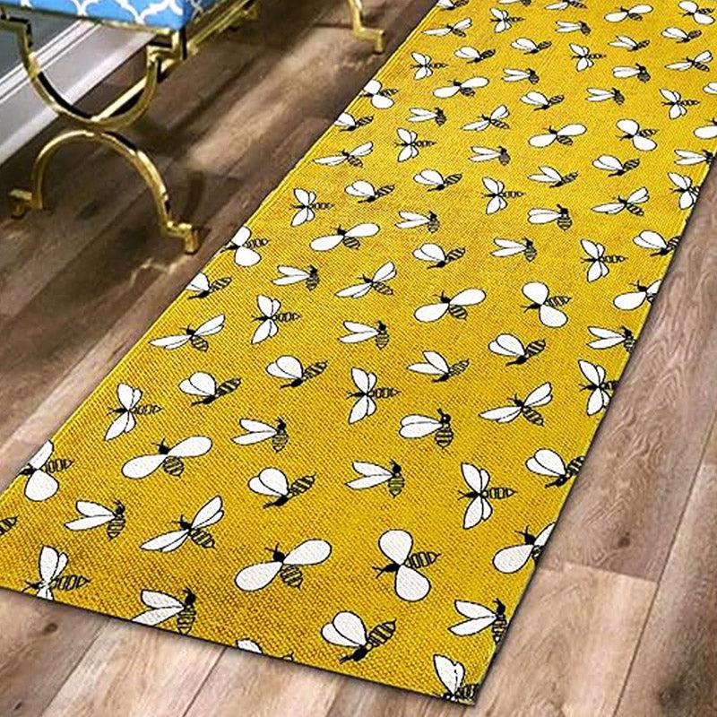 Buy Bee Buzz Runner rug Runner Rug from Vaaree