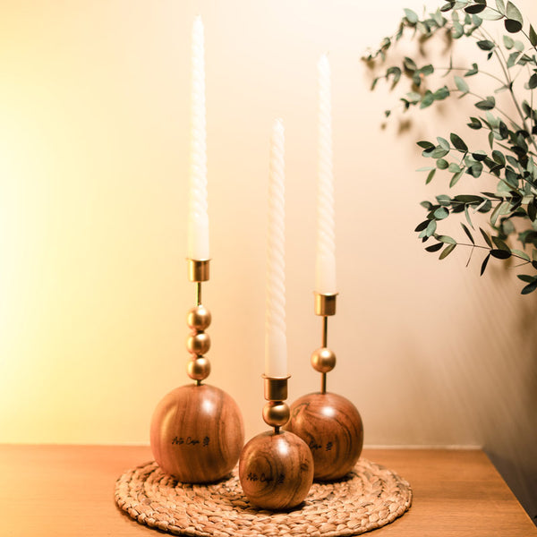 Buy Globe Galanta Candle Holder - Set Of Three Candle Holders from Vaaree