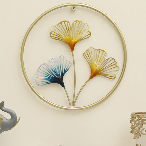 Buy Beida Floral Wall Accent Wall Accents from Vaaree