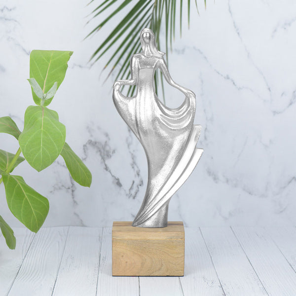 Buy Darling Tale Showpiece - Silver Showpiece from Vaaree