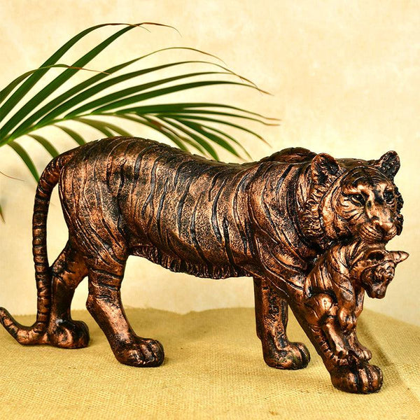 Buy Tigress Grace Showpiece Showpieces from Vaaree