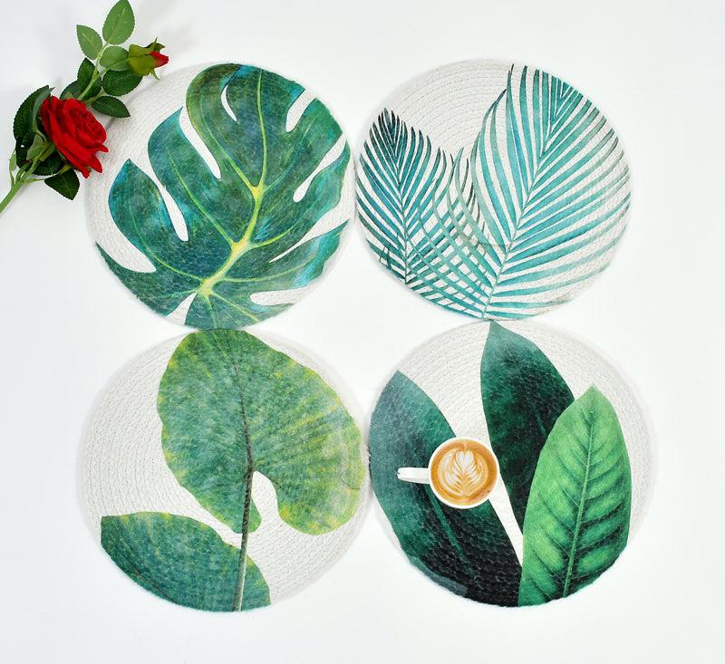 Buy Luco Leaf Placemat - Set Of Four Table Mat from Vaaree