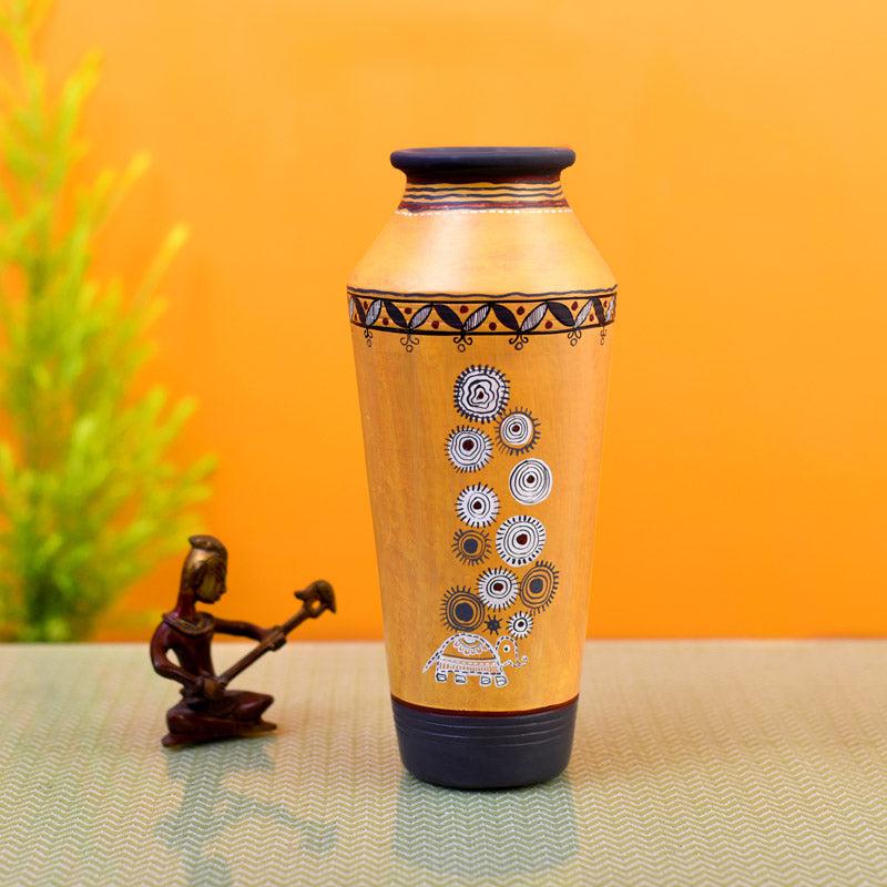 Buy Ahana Terracotta Vase Vase from Vaaree