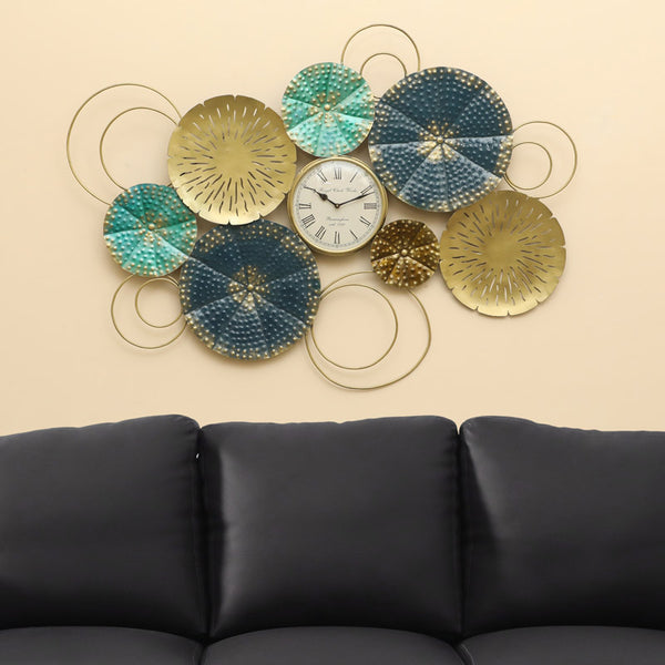 Buy Nuviya Floral Wall Accent Wall Accents from Vaaree