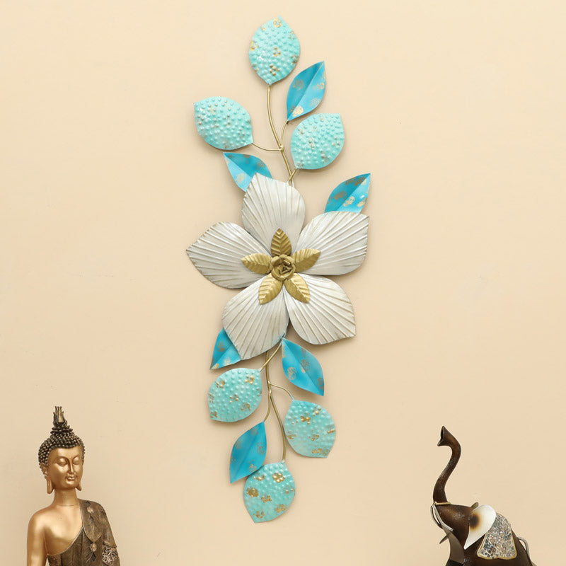 Buy Hinaya Flora Wall Accent Wall Accents from Vaaree