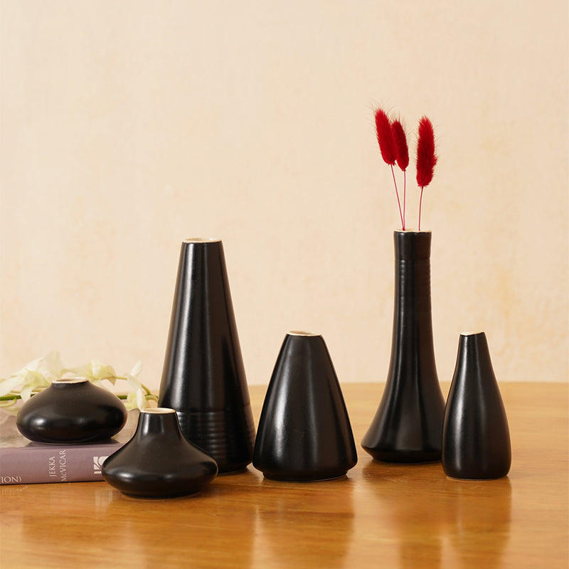 Buy Amria Boho Vase (Black) - Seven Piece Set Vase from Vaaree