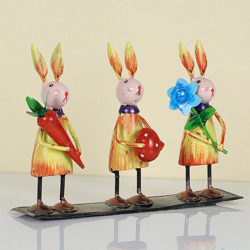 Buy Rabbit Farm Showpiece Showpieces from Vaaree