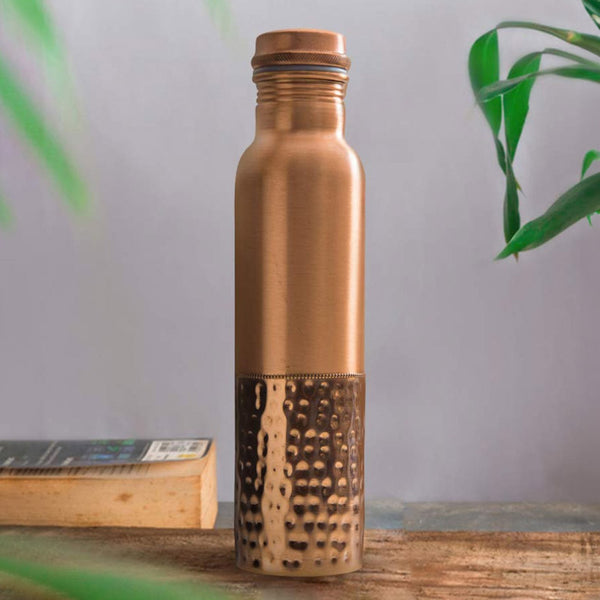 Buy Jiva Hammered Copper Water Bottle - 1000 ML Bottle from Vaaree