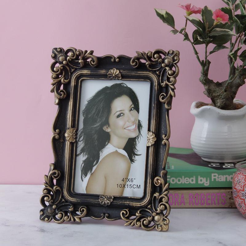 Buy Vintage Memories Antique Photo Frame Photo Frames from Vaaree