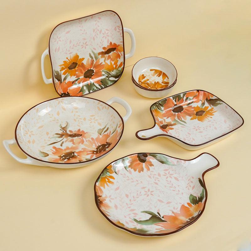 Buy Sunflower Glow Serving Set - Six Piece Set Dinner Set from Vaaree