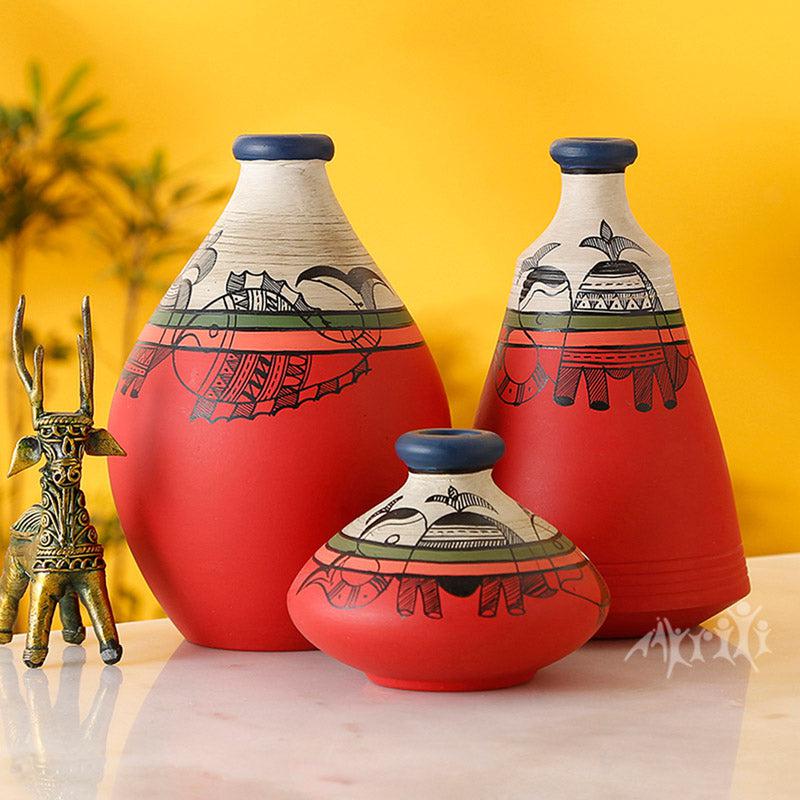 Buy Imani Madhubani Vase - Three Piece Set Vase from Vaaree