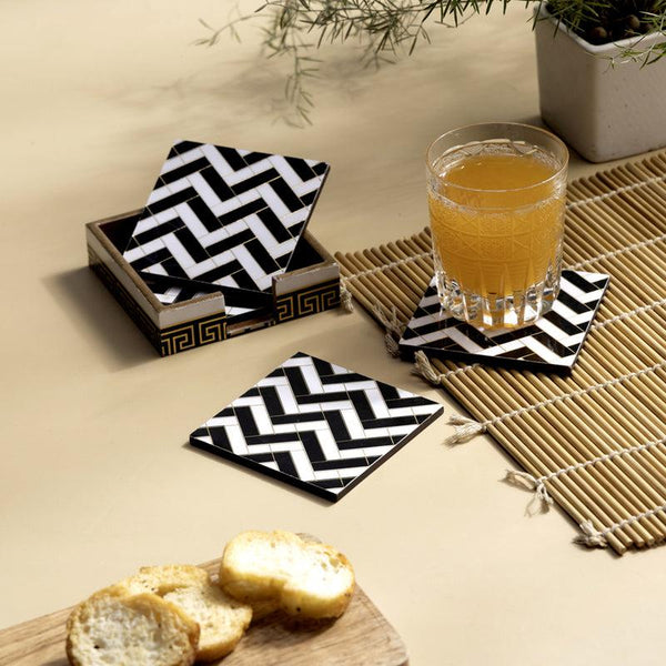 Buy Movina Zig Zag Coaster With Stand - Five Piece Set Coasters from Vaaree