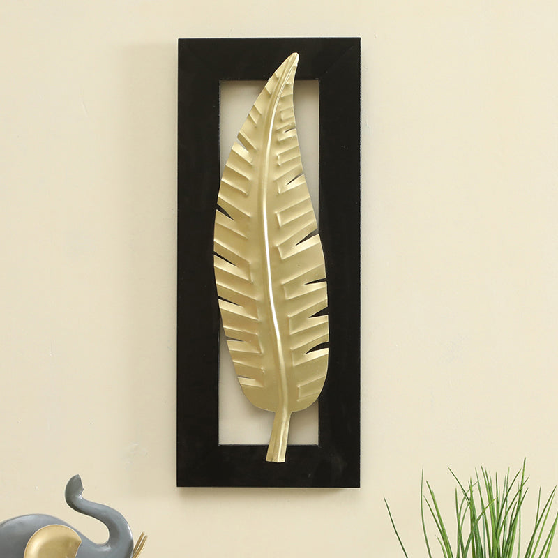 Buy Hypnos Feather Wall Accent Wall Accents from Vaaree