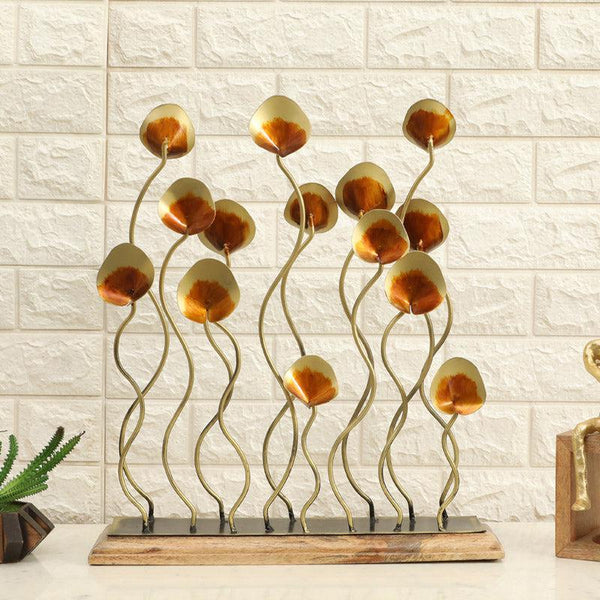 Buy Daromir Flora Showpiece Showpiece from Vaaree