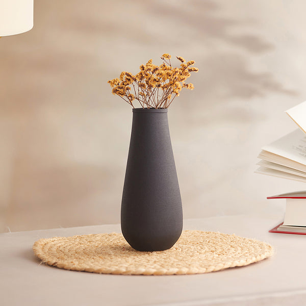 Buy Nature Nelsa Vase - Black Vase from Vaaree