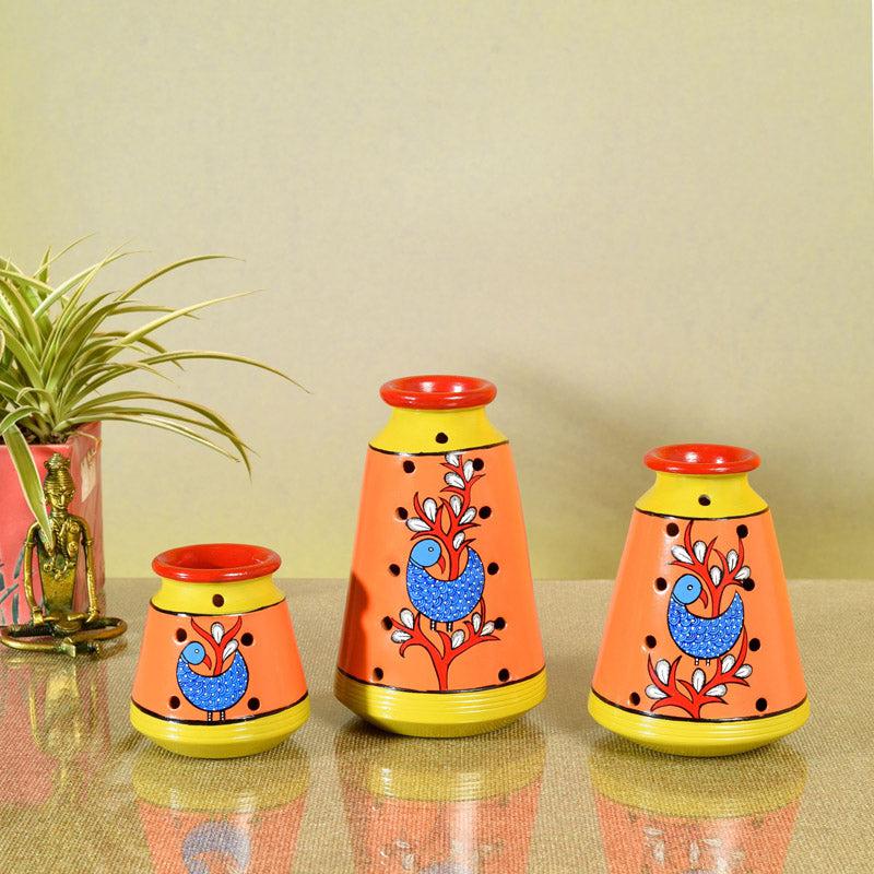 Buy Milha Terracotta Vase - Three Piece Set Vase from Vaaree