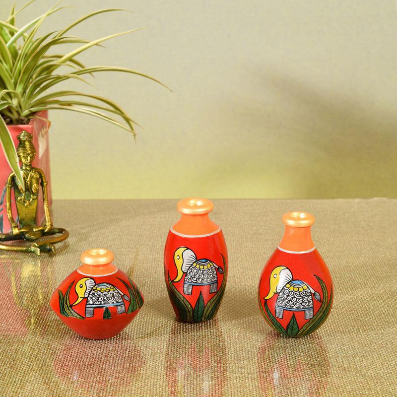 Buy Indravadan Terracotta Vase - Three Piece Set Vase from Vaaree