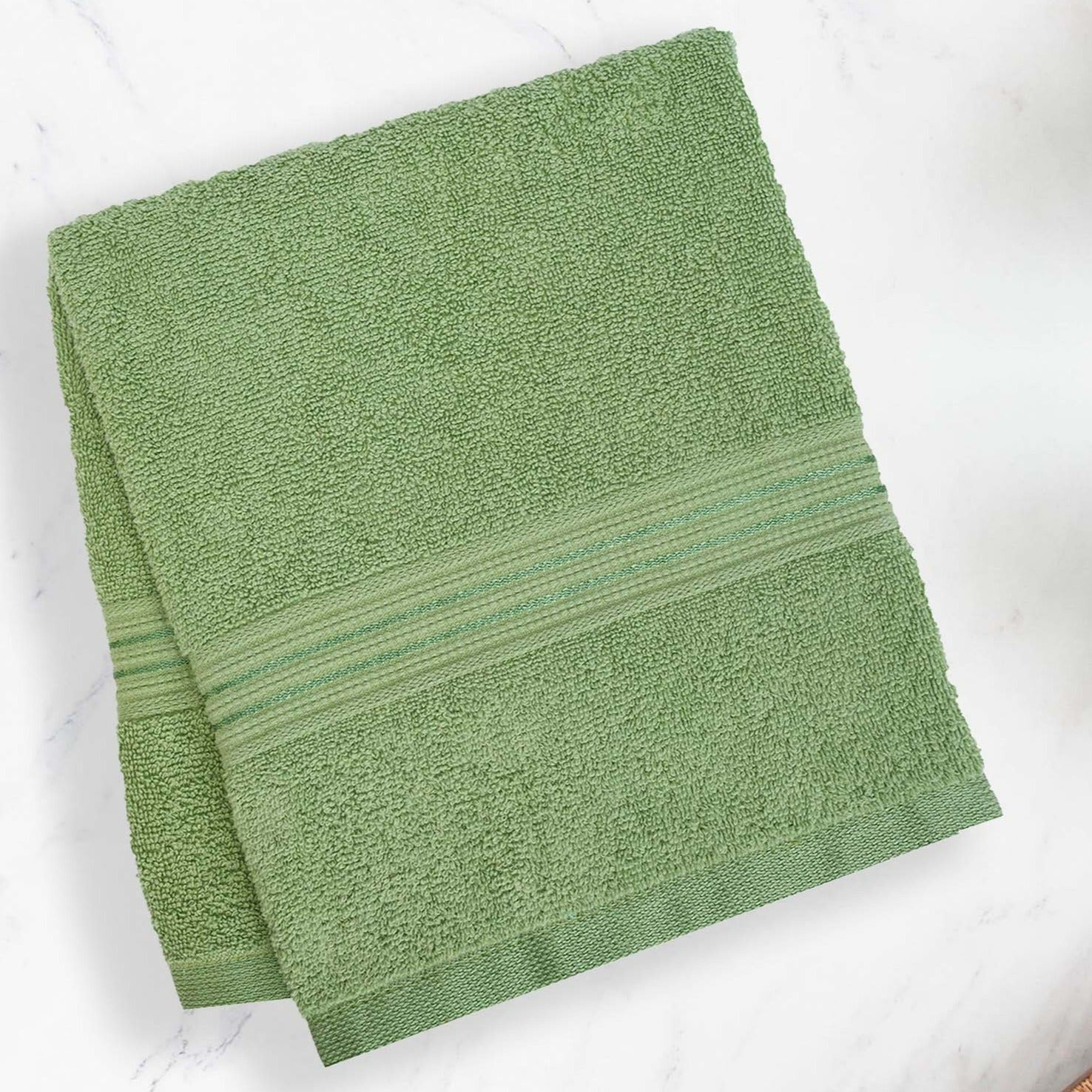 Buy Micro Cotton LuxeDry Solid Bath Towel - Forest Green Bath Towels from Vaaree