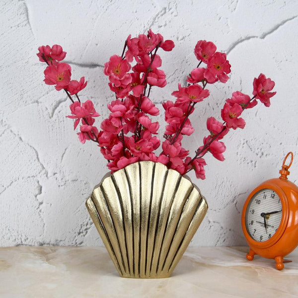 Buy Oyster Treasure Vase - Antique Gold Vase from Vaaree