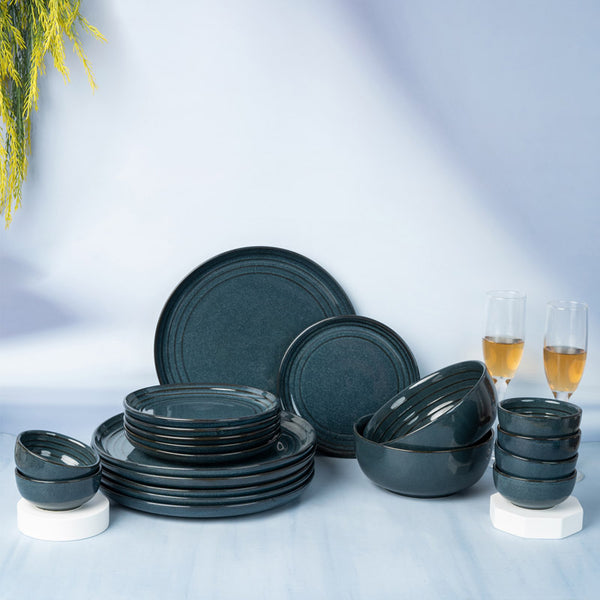 Buy Estia Dining Set (Saphire Blue) - Twenty Piece Set Dinner Set from Vaaree