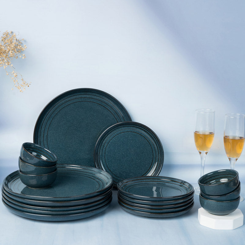 Buy Estia Dining Set (Saphire Blue) - Eighteen Piece Set Dinner Set from Vaaree