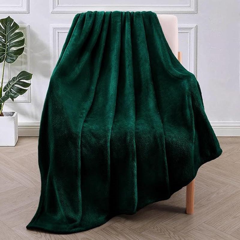 Buy Sarva Solid Knitted Cotton Flannel Blanket (Dark Green) - 190 GSM Blankets from Vaaree