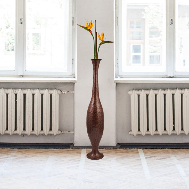 Buy Yiska Lacquered Vase - Brown Vase from Vaaree