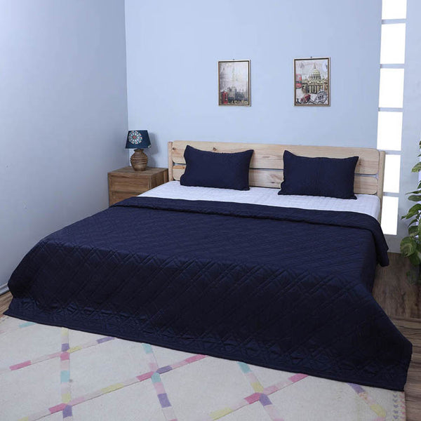 Buy Starsia Microfiber Bedcover - Blue Bedcovers from Vaaree