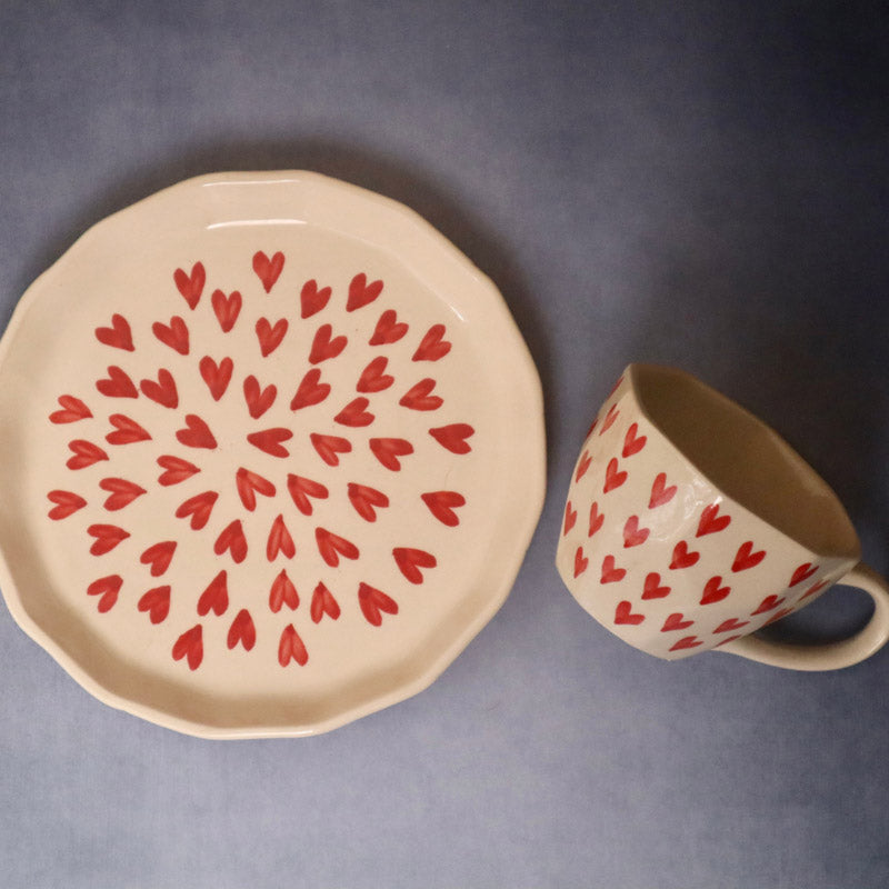 Buy Heart Pulse Cup & Snack Plate - Two Piece Set Tea Cup & Saucer from Vaaree