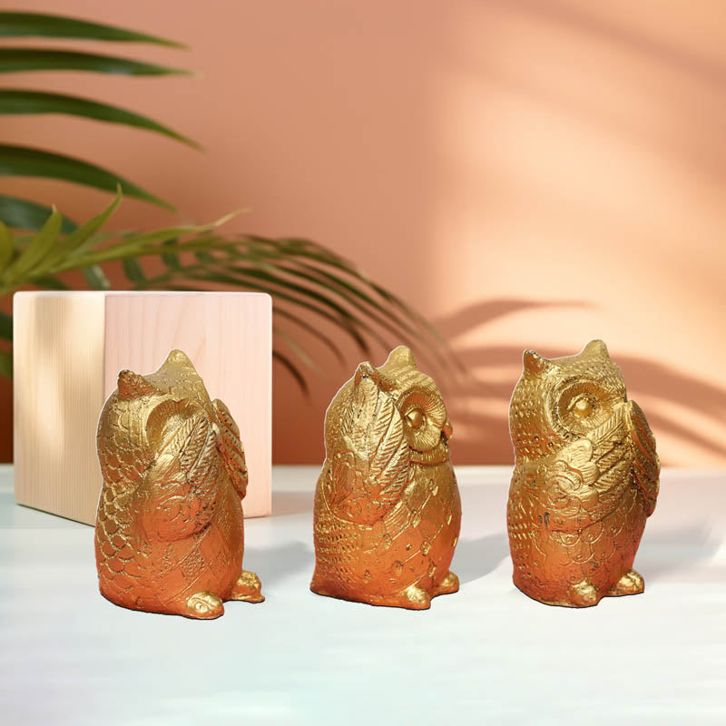 Buy Wise Hoot Showpiece Showpieces from Vaaree