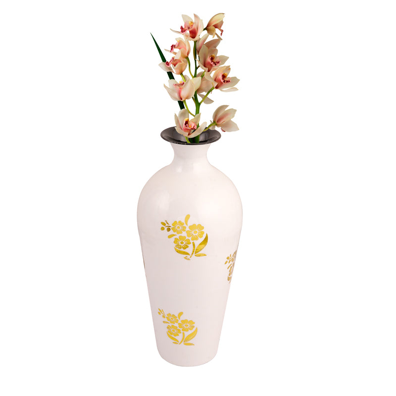 Buy Kora Lacquered Vase Vase from Vaaree