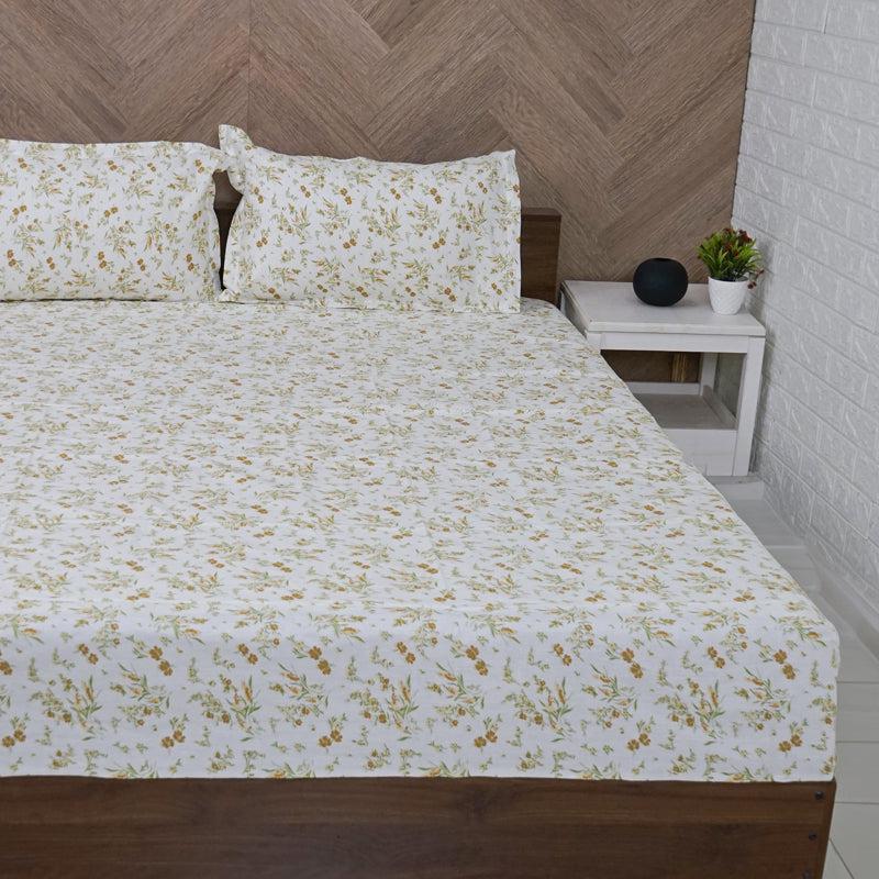 Buy Peila Floral Bedsheet - Green Bedsheets from Vaaree