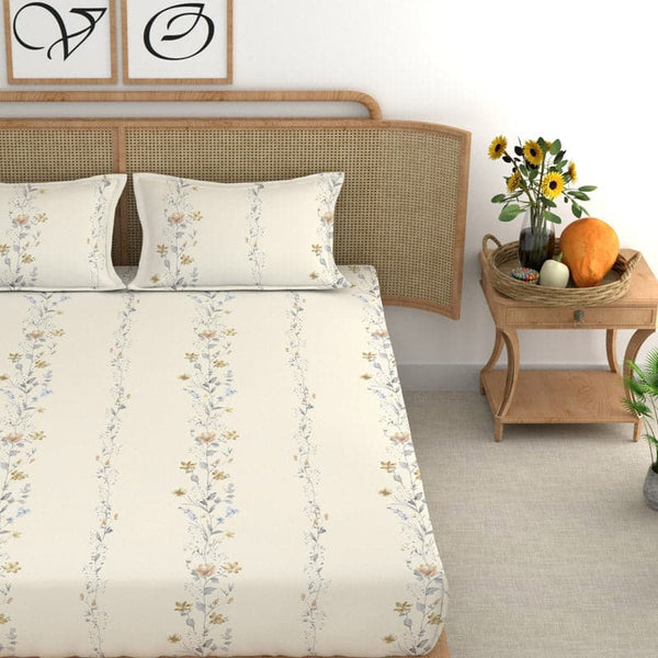 Buy Carole Flowery Bedsheet at Vaaree online | Beautiful Bedsheets to choose from