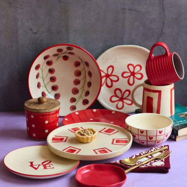 Buy Grima Glow Dinner Set - Ten Piece Set Dinner Set from Vaaree