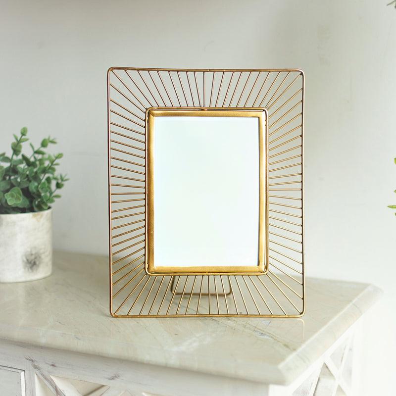 Buy Sunray Table Photo Frame Photo Frames from Vaaree