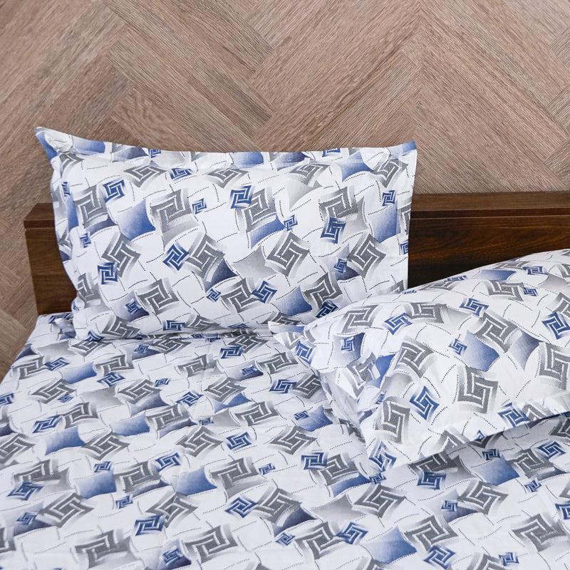 Buy Borva Geometric Bedsheet - Blue Bedsheets from Vaaree