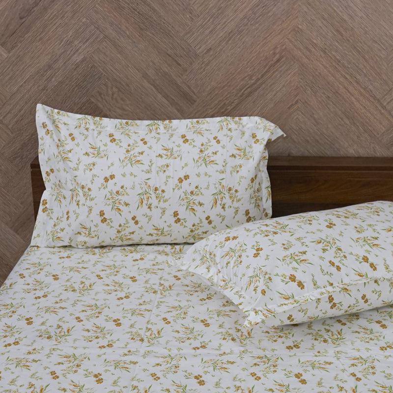 Buy Peila Floral Bedsheet - Green Bedsheets from Vaaree