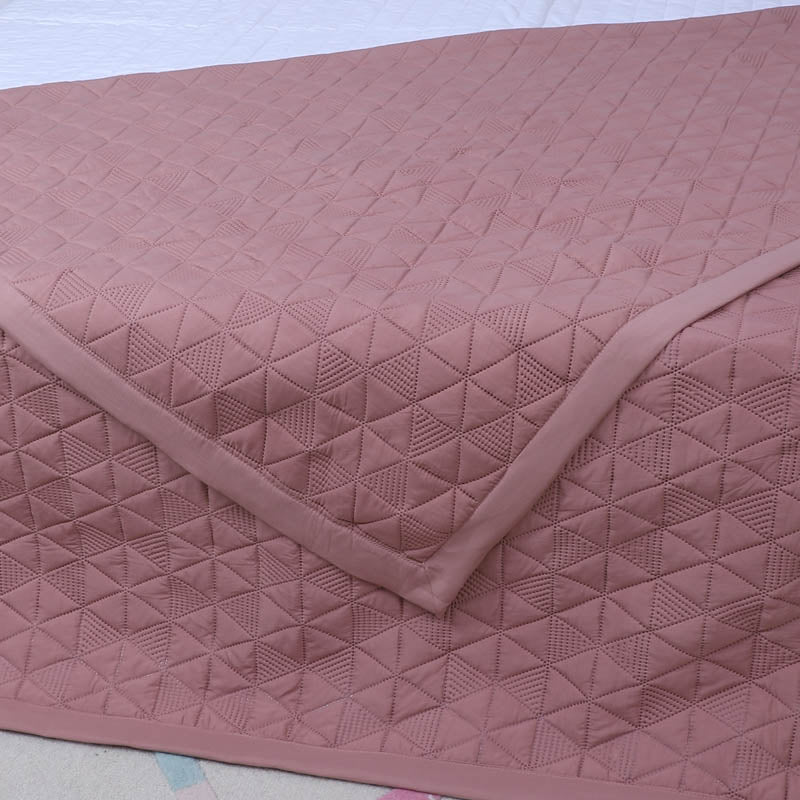 Buy Starsia Microfiber Bedcover - Peach Bedcovers from Vaaree