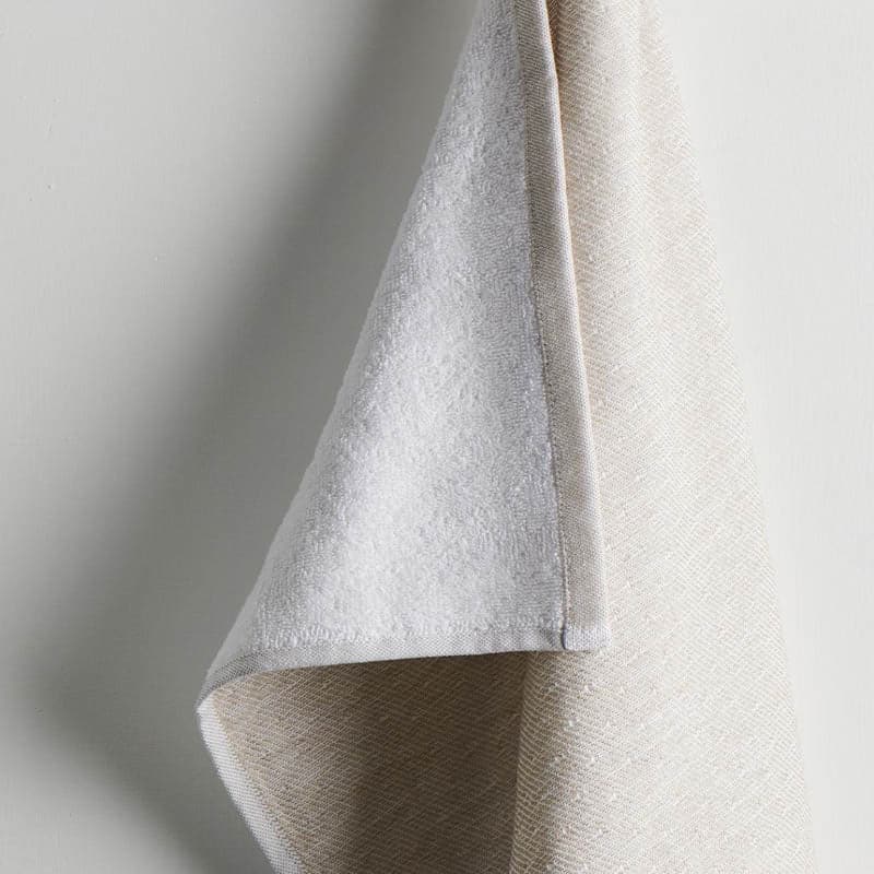 Buy Bisho Bamboo Terry Hand Towel (Clay) - Set Of Two Hand & Face Towels from Vaaree