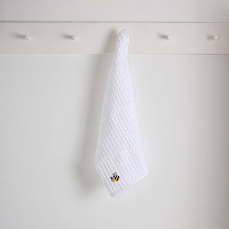 Buy Baby Bee Hand Towel - Set Of Two Bath Towels from Vaaree